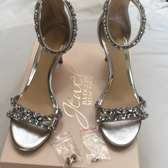 Badgley Mischka Shoes - Badgley Mischka Caroline silver heels Size 9